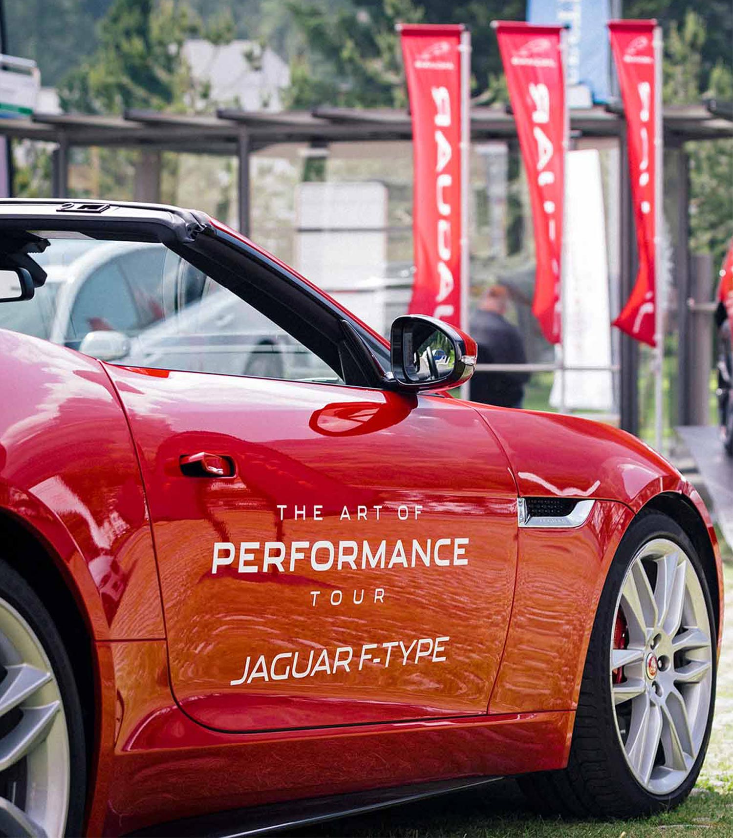 JAGUAR: The Art of Performance Tour Zürich – Genf – St. Moritz